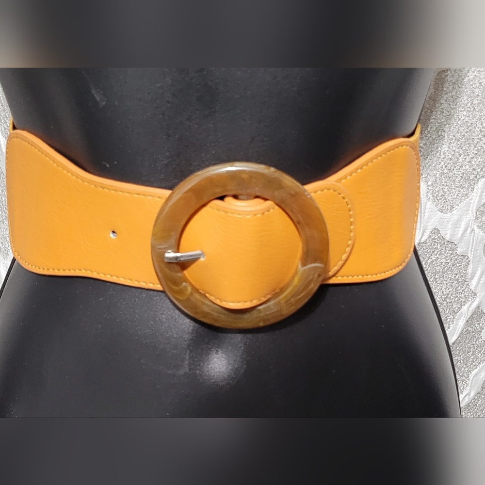Kollie More | Wide Waist Belt | Marble Buckle | Brown